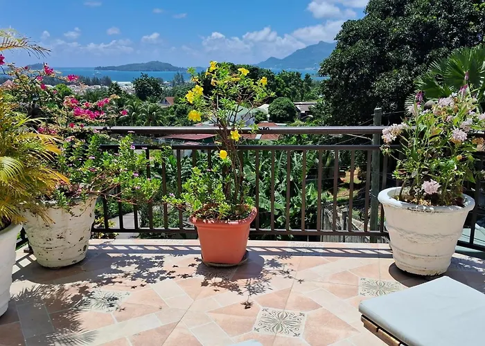 Chez Lorna 3 Nights Or De Quincey Village