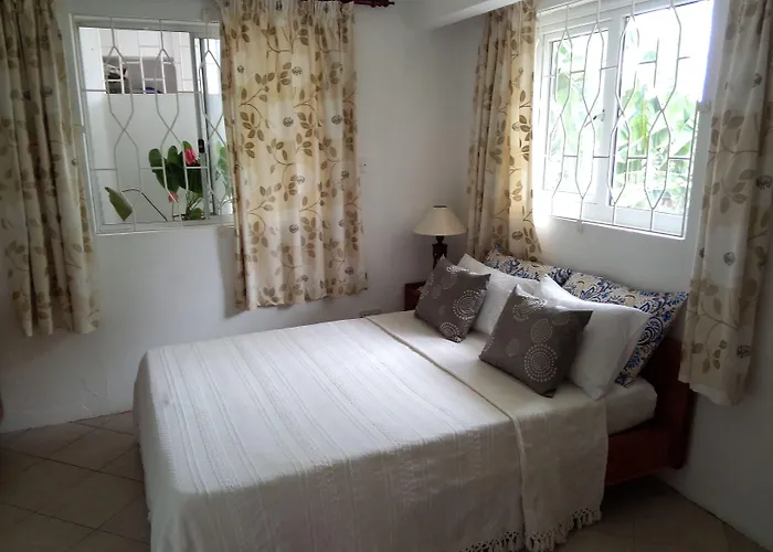 Chez Lorna 3 Nights Or