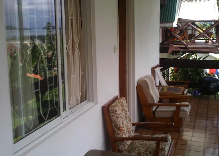 Chez Lorna 3 Nights Or
