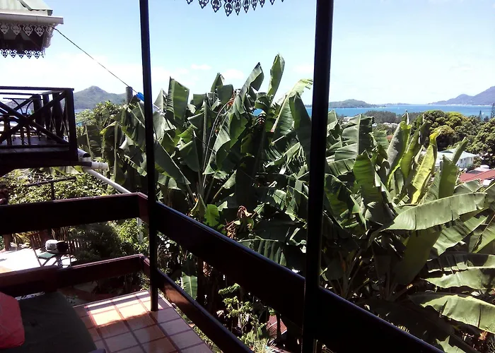 Rum i privatbostad Chez Lorna 3 Nights Or