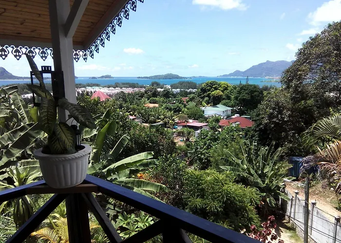 Chez Lorna 3 Nights Or