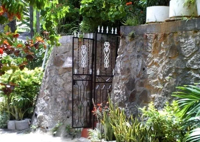 Chez Lorna 3 Nights Or Rum i privatbostad *