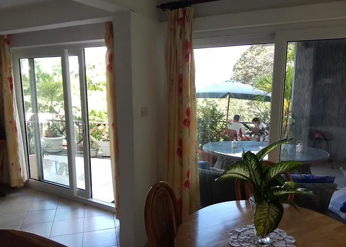 Chez Lorna 3 Nights Or Rum i privatbostad